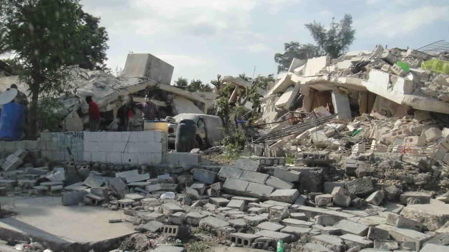 dommages à Port-au-Prince; source: Internews